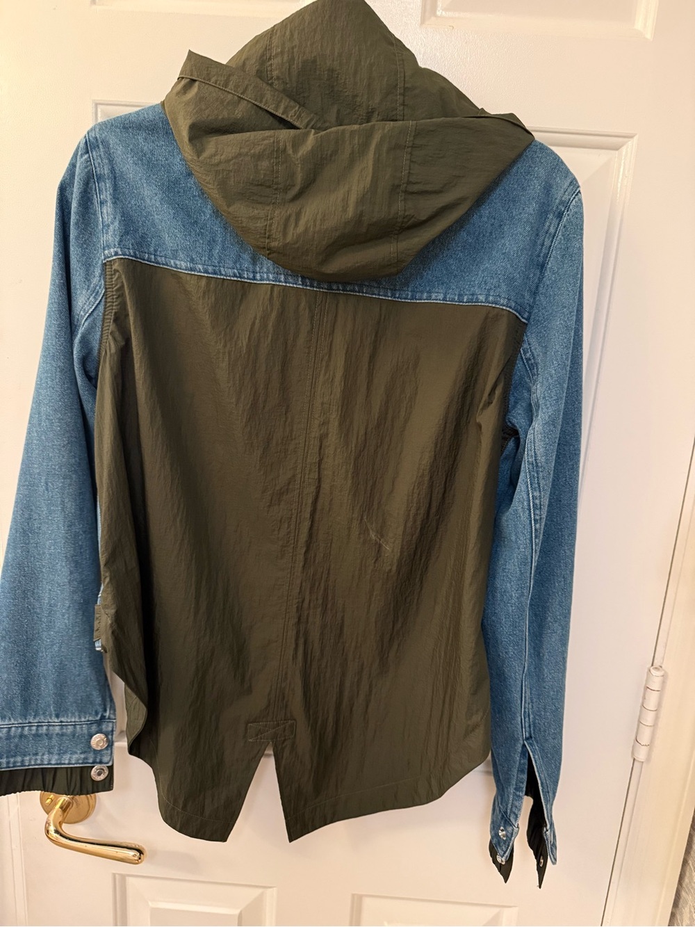 Veronica Beard Blue Denim Jacket with Olive Hood - Picture 4 of 4